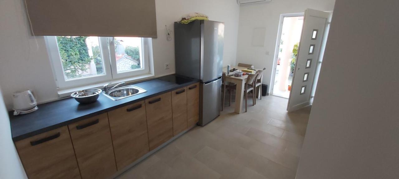 Apartment Angela Šibenik Eksteriør billede